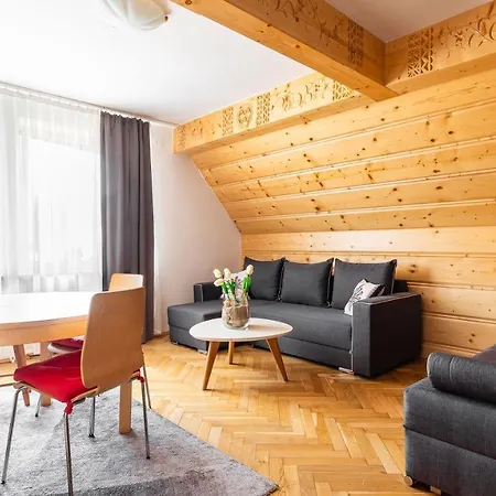 Apartment Krzeptowskiego 33